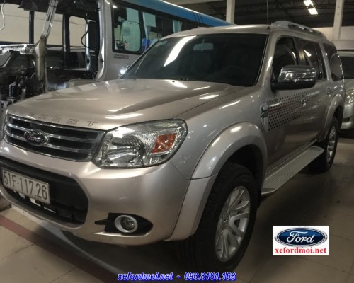 FORD EVEREST 2.5AT 2015