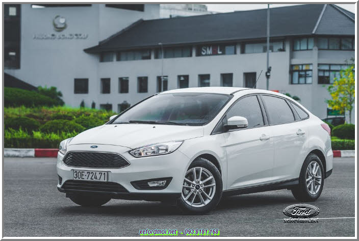 Ford Focus Trend Mới