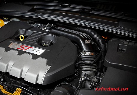 Ford ST nguyên bản sử dụng động cơ Ecoboost I4 DOHC dung tích 2.0L