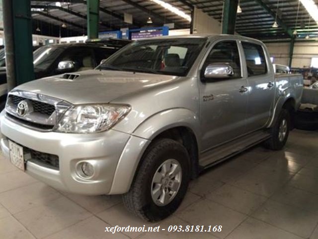 Đánh giá Toyota Hilux 2012 cũ Tầm giá 400 triệu có nên mua