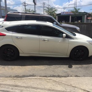 Bán xe ford focus 2.0L sx 2014 full options